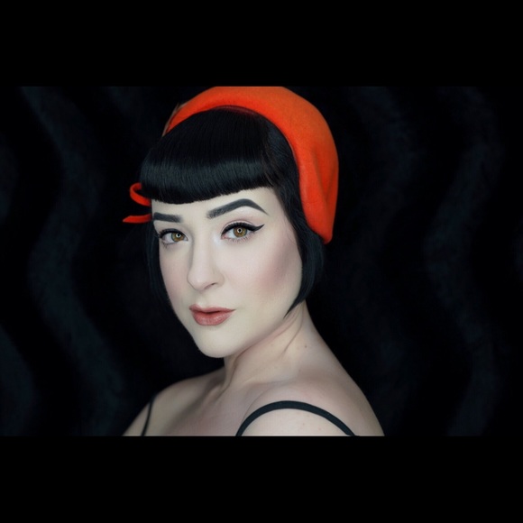 Vintage Orange Bonnet Style Hat w/Feather & Bow - Picture 2 of 10